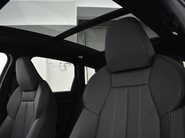 Audi e-tron Q6 Launch edition (B1) e-tron perf 225kW/306pk 100Kw Panoramadak - Trekhaak - Tech pro