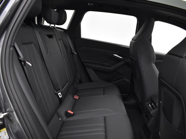Audi e-tron Q6 Launch edition (B1) e-tron perf 225kW/306pk 100Kw Panoramadak - Trekhaak - Tech pro