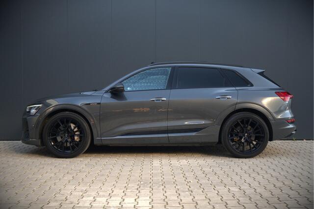 Audi e-tron e-tron 50 quattro S edition Black 71 kWh | S-Line | Panoramadak | Memory Seats | Camera | Trekhaak | Luchtvering | Adaptive Cruise Control | Keyless | Matrix LED | Leder | Stoelverwarming | NAP |