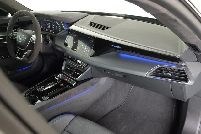 Audi e-tron GT 93 kWh Panorama / ACC / VC / Cam / Alcantara / LED
