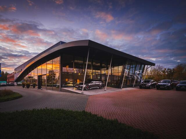 Audi e-tron S Quattro, NL-auto, S sportstoelen, pano, 22", B&O, luchtv., matrix-LED, topview, memory, ACC, privacy