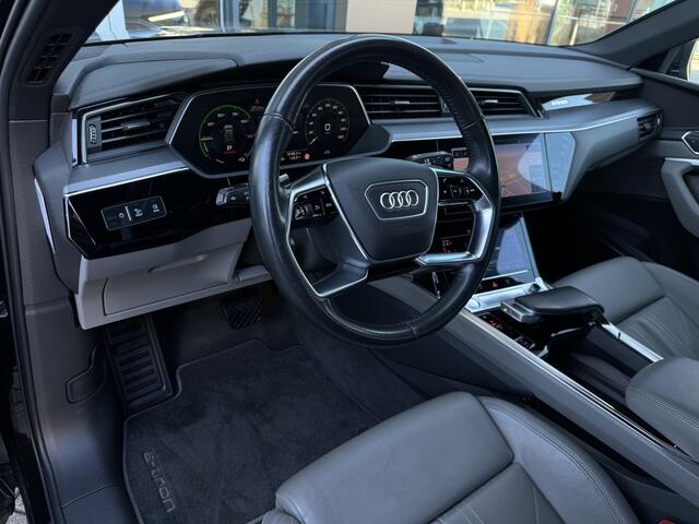 Audi e-tron e-tron 55 quattro advanced Pro Line Plus 95 kWh | Schuif kantel dak | 360* camera | Adaptive cruise |