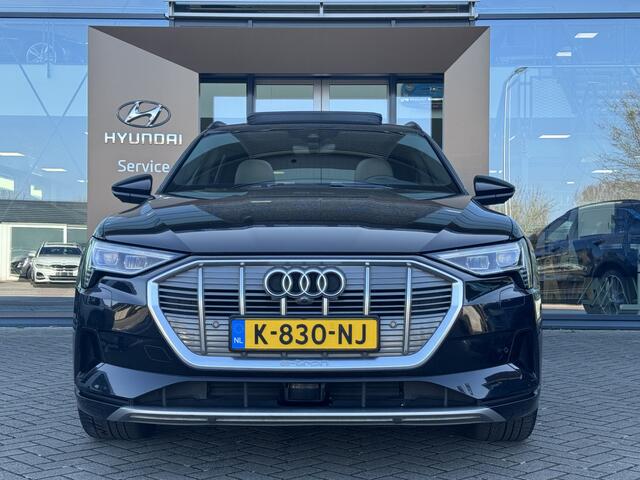 Audi e-tron e-tron 55 quattro advanced Pro Line Plus 95 kWh | Schuif kantel dak | 360* camera | Adaptive cruise |