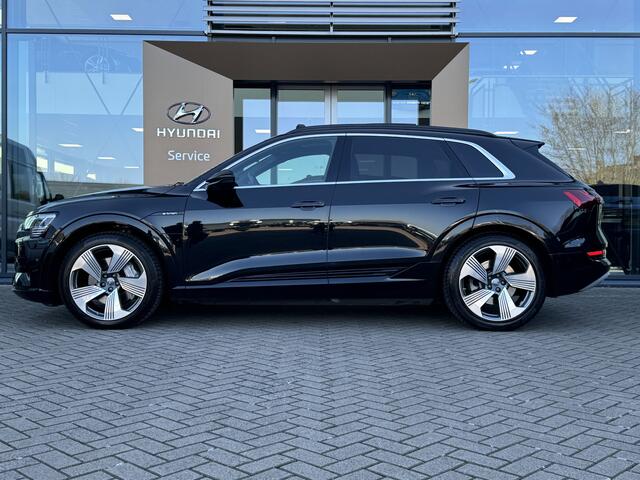 Audi e-tron e-tron 55 quattro advanced Pro Line Plus 95 kWh | Schuif kantel dak | 360* camera | Adaptive cruise |