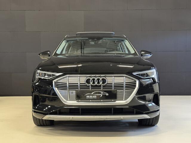 Audi e-tron e-tron 50 quattro Launch edition plus 71 kWh | Pano | Leder | Camera | Carplay | Stoelverwarming | Afn. trekhaak | 21'' LMV