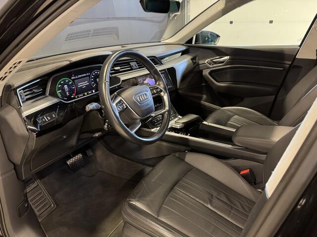 Audi e-tron e-tron 50 quattro Launch edition plus 71 kWh | Pano | Leder | Camera | Carplay | Stoelverwarming | Afn. trekhaak | 21'' LMV
