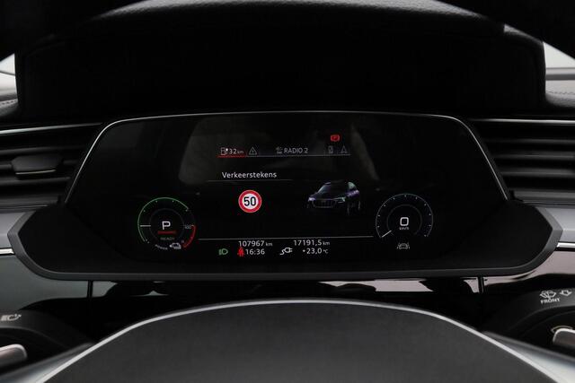 Audi e-tron e-tron 50 quattro Launch edition plus 71 kWh | Panoramadak | Lederen bekleding | Navigatie | Stoelverwarming