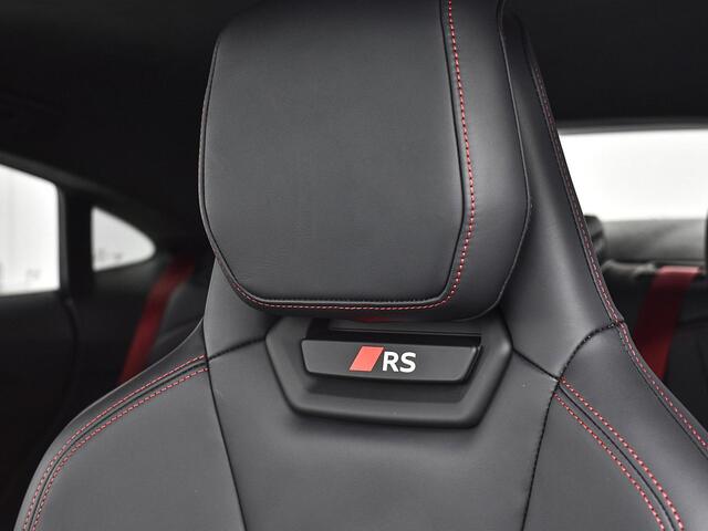 Audi e-tron RS GT Performance 748 PK · Active air suspension · Carbondak, donker mat · Keramische remmen rood · Matrix + laser, led achter
