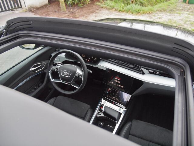 Audi e-tron Sportback 55 quattro S edition 95 kWh | Panoramadak | Camera | Apple Carplay | Cruise Control |