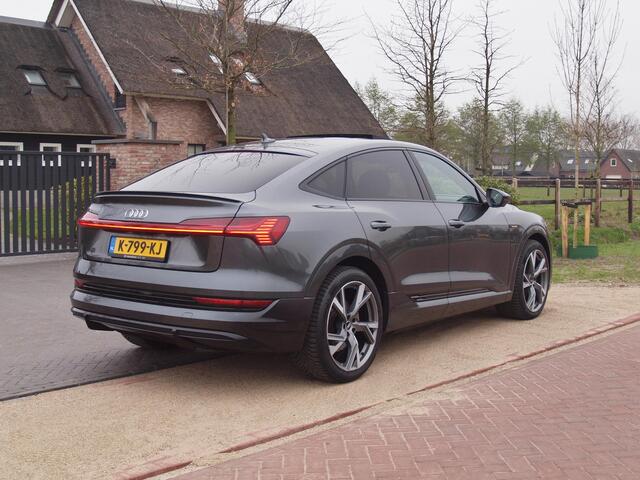 Audi e-tron Sportback 55 quattro S edition 95 kWh | Panoramadak | Camera | Apple Carplay | Cruise Control |