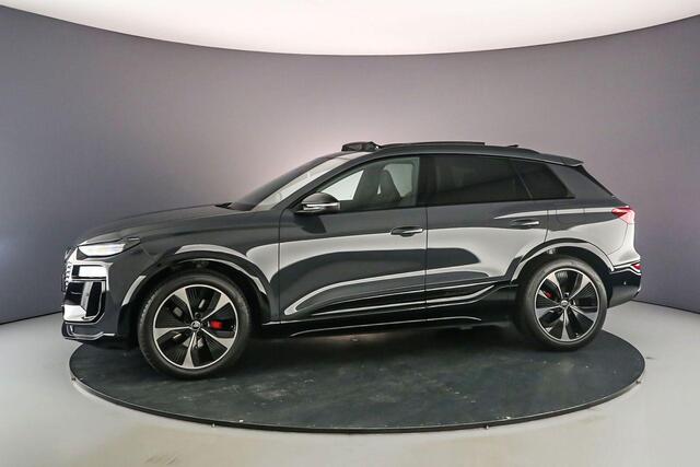 Audi e-tron Q6 Edition One 55 quattro | Pano | Head Up | Luchtvering | B&O | Matrix | 2de Scherm | 360Cam | OLED | Matrix LED | Keyless |