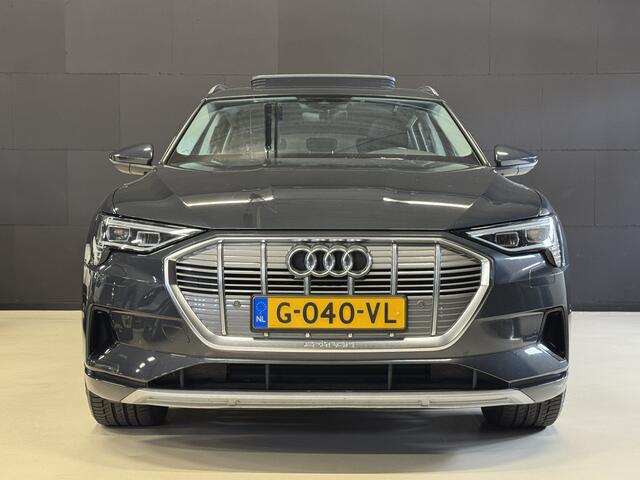 Audi e-tron e-tron 50 quattro Launch edition plus 71 kWh | Panoramadak | Leder | Afn. trekhaak | Adaptive cruise | Stoelverwarming | Navi | Carplay