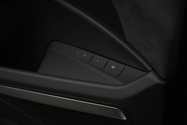 Audi e-tron Sportback 55 quattro S edition 95 kWh 408 pk | Pano | Keyless | Head-up | B&O | Stoelverwarming | Camera | Matrix-led |