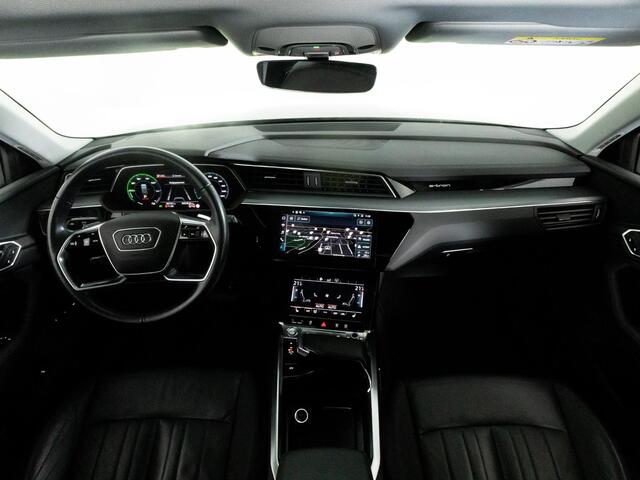 Audi e-tron e-tron 50 QUATTRO 313 PK Launch edition plus | Panoramadak | Elek. stoelen + geh. | Stoelverwarming | Adaptive Cruise | Apple Carplay | Navi