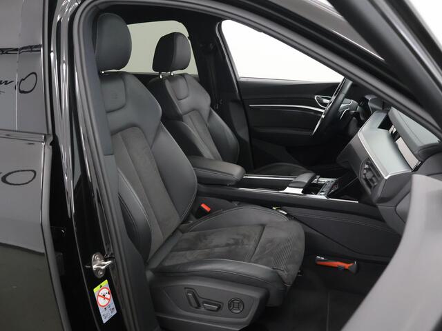 Audi e-tron Sportback 50 quattro S edition 71 kWh | Ele. verstelbare stoelen + Geheugen | Digitaal Dashboard | Camera | DAB | Apple CarPlay | Panoramadak | Adaptieve Cruise Control |