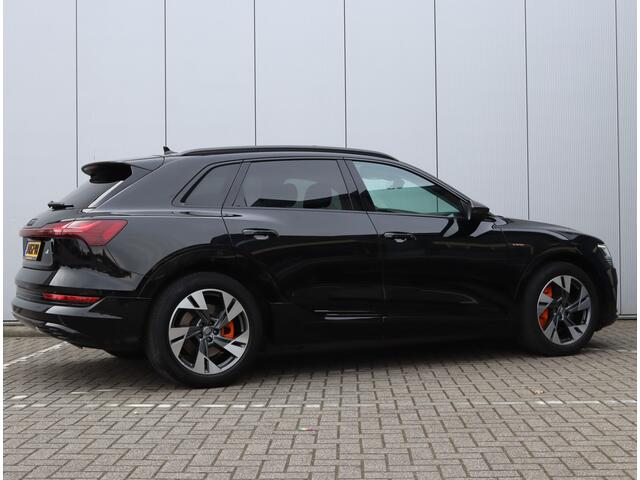 Audi e-tron 50 quattro 71 kWh | Panoramadak | Camera | ACC | Luchtvering
