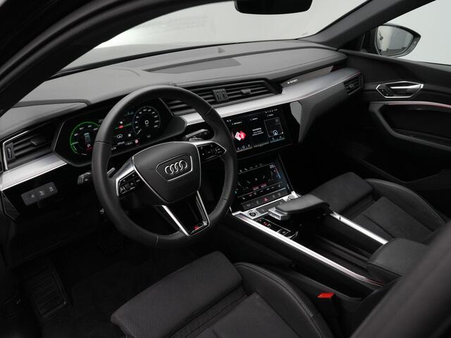 Audi e-tron 55 quattro S edition 95 kWh 408 pk / S-Line | Panoramadak | Trekhaak | Leder/alcantara | Matrix LED | Luchtvering | Achteruitrijcamera