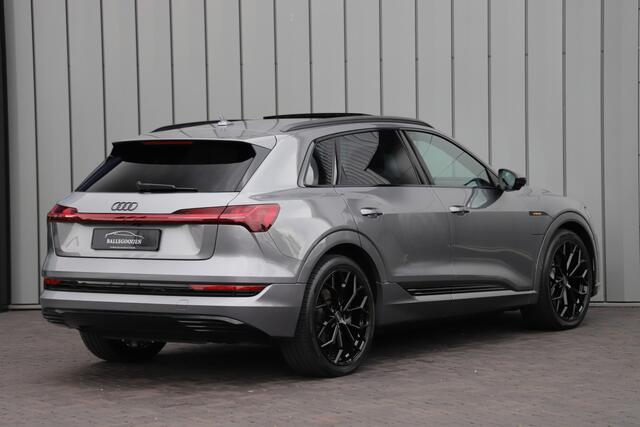 Audi e-tron e-tron 55 quattro advanced 95 kWh S-line | 408PK | Luchtvering | Keyles-go | Head-up | Sfeerverlichting | Bang&Olufsen | Pano | Memory | 2019.