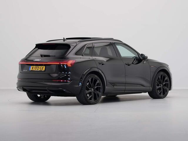 Audi e-tron S quattro 504pk 95 kWh Panorama Navigatie Luchtvering Trekhaak Camera