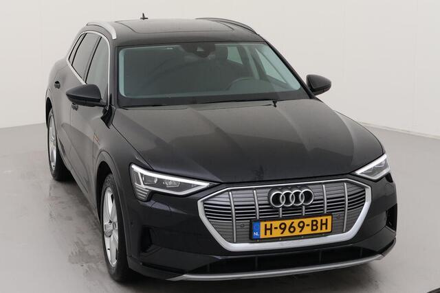 Audi e-tron e-tron 50 quattro Launch edition plus 71 kWh / Panoramadak / Leer / LED / Elek Achterklep / Camera / 20" LMV