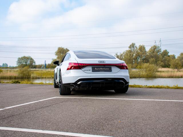 Audi e-tron GT 93 kWh 22' VOSSEN | RS Seats | Stoelventilatie | Pano | B&O | 4-Wiel besturing