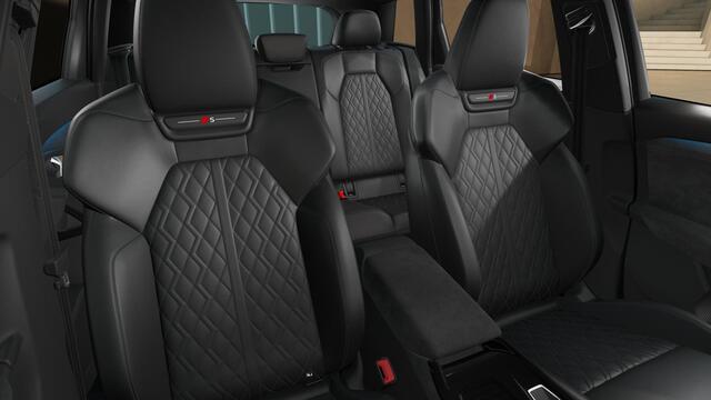 Audi e-tron Q6 Launch edition perf 100Kwh 225 kW / 306 PK S-edition, panoramadak, head-up display, B&O soundsyseem, adaptive cruise control, optiek zwart plus, s-sportstoelen
