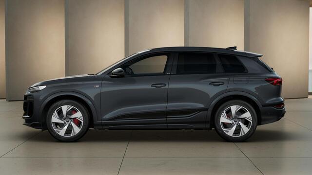 Audi e-tron Q6 S edition 83 kWh Tech Pro, panoramadak, leder interieur, privacy glas, adapaptive air suspension, omgevingscamara's, key-less entry, adaptive cruise control
