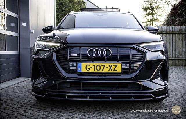 Audi e-tron 50 Quattro 3x S-Line Black Edition 22inch PANO Origineel NL