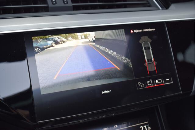 Audi e-tron Sportback 55 quattro S-line edition 95 kWh Panorama, 21 inch, Memory, Adaptive cruise
