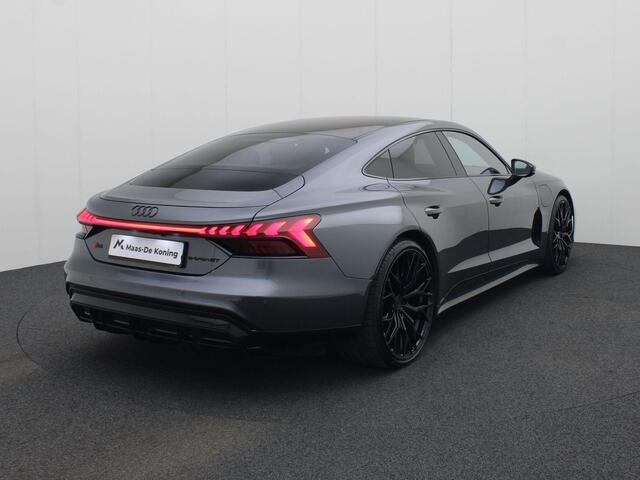 Audi e-tron GT RS 93 kWh 440kW/598pk · Panoramadak · Leder· Luchtvering