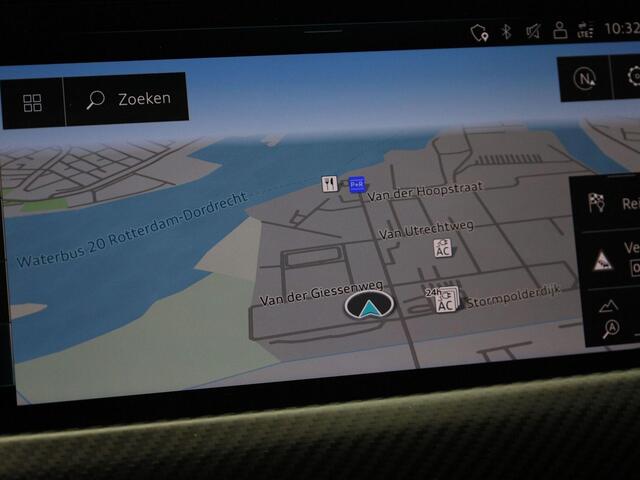 Audi e-tron GT RS 93 kWh 440kW/598pk · Panoramadak · Leder· Luchtvering
