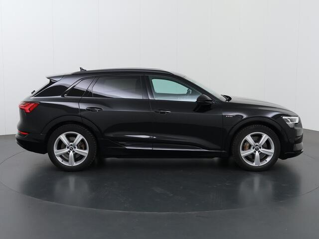 Audi e-tron 55 quattro Advanced edition Plus 95 kWh | SOH 94% | Navigatie | Parkeercamera | Stoelverwarming | Keyless Go | Ele. verstelbare stoelen + Geheugen | Digitaal Dashboard | Adaptieve Cruise Control |