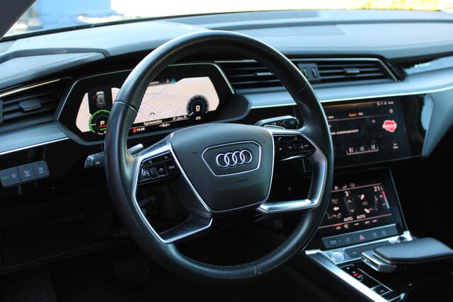 Audi e-tron e-tron 55 quattro advanced 95 kWh | TREKHAAK | 3FASE | LUCHTVERING | 361PK | 21'LMV | NAVI | KEYLESS | PDC-V/A |