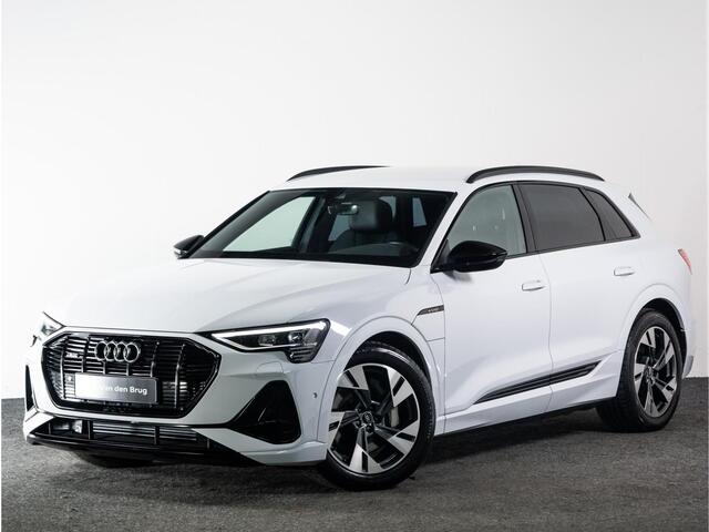 Audi e-tron S-Line 50 QUATTRO 313 PK 71 kWh | LED | Black optiek | Trekhaak | Achteruitrijcamera | Led