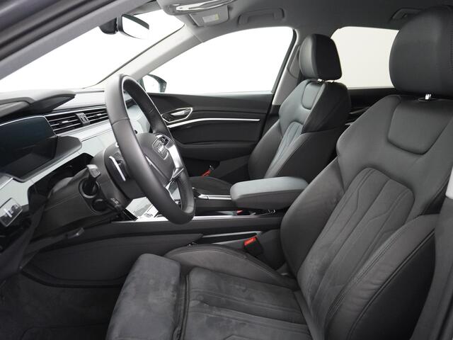Audi e-tron Sportback 55 Quattro 95kWh Advanced Edition Plus Luchtvering Adaptive-Cruise Apple Carplay Android Trekhaak Elektr.Sport-Stoel+Leder/Alcantara+Verwarmd+Geheugen Lmv 20" Camera Matrix-LED 4 Zone Ecc Led PDC Keyless Audi sound system Lane-Assist Audi-smartp