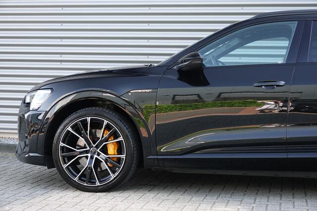 Audi e-tron 55 quattro S edition 95 kWh S-Line | Pano | Trekhaak | Memory | B&O | ACC | Keyless | 22 Inch |