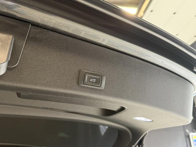 Audi e-tron e-tron 50 quattro Launch edition plus 71 kWh | Panoramadak | Apple Carplay
