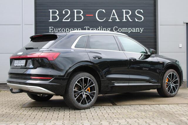 Audi e-tron 50 quattro Business edition Plus 71 kWh Panoramadak - Trekhaak - LED - ACC -