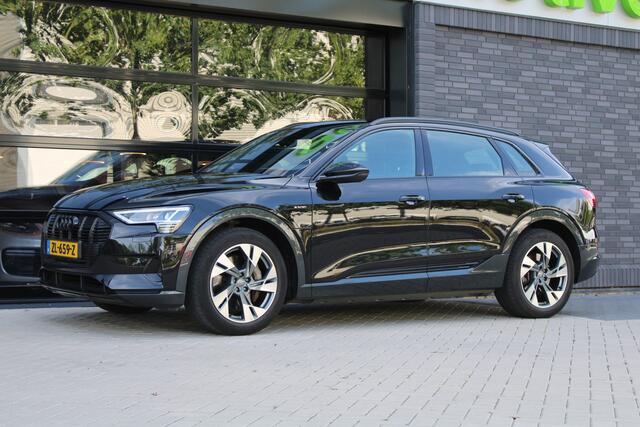 Audi e-tron e-tron 55 quattro advanced 95 kWh | NAP | CAMERA | STOELVERW | DEALER ONDERH |