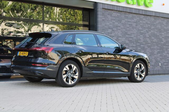 Audi e-tron e-tron 55 quattro advanced 95 kWh | NAP | CAMERA | STOELVERW | DEALER ONDERH |
