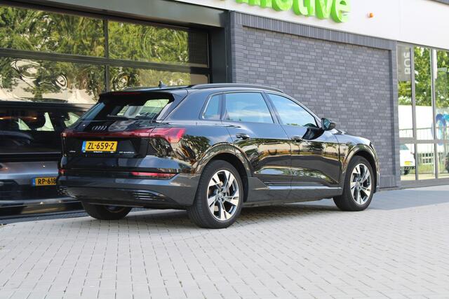 Audi e-tron e-tron 55 quattro advanced 95 kWh | NAP | CAMERA | STOELVERW | DEALER ONDERH |
