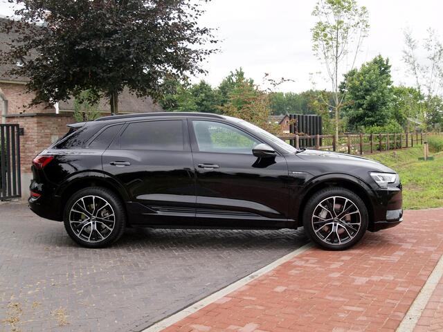 Audi e-tron e-tron 55 quattro advanced 95 kWh S-Line | Bang & Olufsen | Black Optic | Parkeersensoren | Virtual Cockpit |
