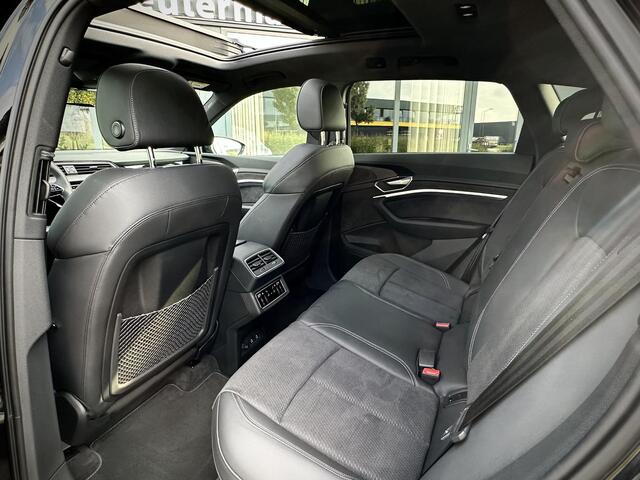 Audi e-tron 50 Quattro S Line Black/ Pano/ Trehkaak/ 27dkm