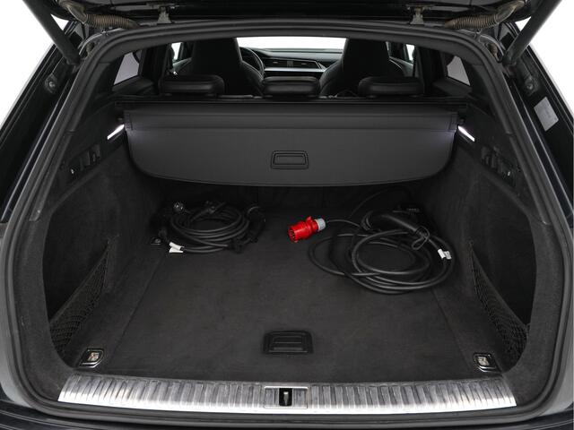 Audi e-tron 55 quattro advanced 95 kWh [ 3-Fase ] (INCL.BTW) (INCL.BTW) *PANO | FULL-LEATHER | FULL-LED | BANG&OLUFSEN | ADAPTIVE-CRUISE | MEMORY-PACK | BLIND-SPOT | TOP-VIEW | KEYLESS | SPORT/HEATED-SEATS | ECC | PDC | TOWBAR | 21''ALU*