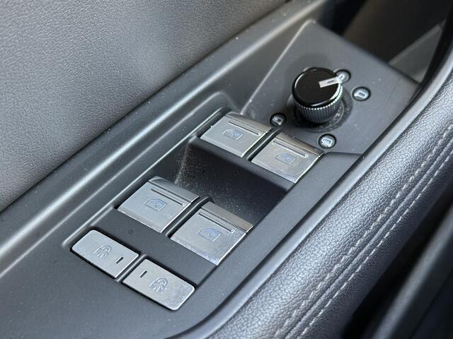 Audi e-tron BWJ 2019 e-tron 50 313 PK quattro Launch edition plus 71 kWh LEDER | STOELVERW. | MEMORY STOELEN | SCHUIF PANODAK | APPLE CARPLAY | ANDROID AUTO | NAVI | CLIMA | ADAPTIVE CRUISE | LMV | PDC