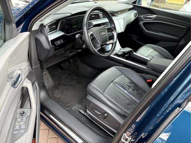 Audi e-tron e-tron 50 quattro Launch edition plus Panoramadak, Leer, Stoelverwarming