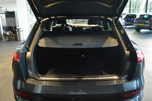 Audi e-tron 50 quattro 3X S-line head up pano camera trekhaak 21 inch !!