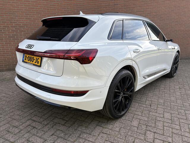 Audi e-tron 55 quattro S edition 95 kWh B&O - Ruitjesleder -22inch - Panorama