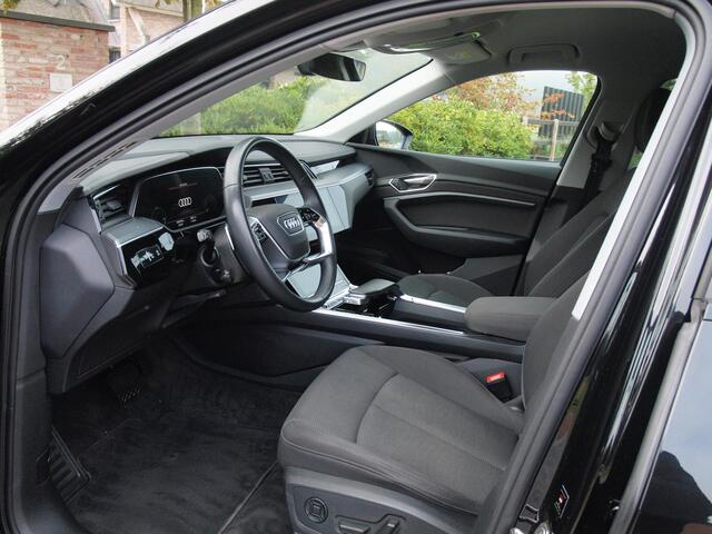 Audi e-tron 55 quattro Business edition 95 kWh | Camera | Apple Carplay | Cruise Control | Stoelverwarming |