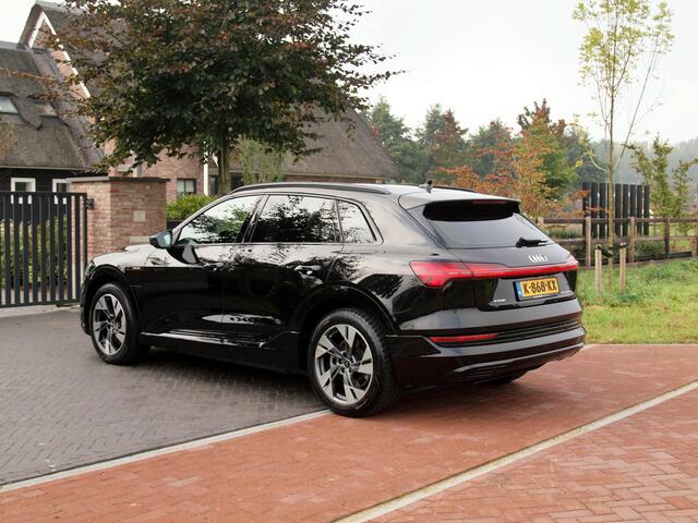 Audi e-tron 55 quattro Business edition 95 kWh | Camera | Apple Carplay | Cruise Control | Stoelverwarming |